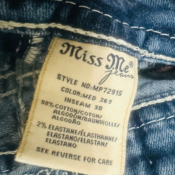 Y2K Miss Me 27x30” Thick Stitch Embellished Jeans McBling Cowgirl Grunge 2000s - Picture 4 of 8